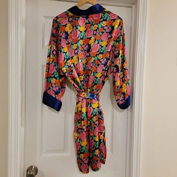 Vintage Victoria’s Secret Gold Label Floral Satin Robe - Picture 2 of 4